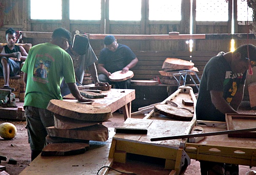 GEF trainees prepare wood for carving projects. Photo: Sealend Laiden