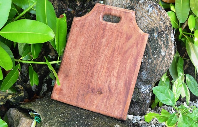 Chopping board made by WAM instructor Linton Baso.