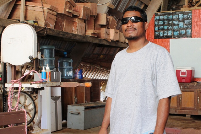 Alumni Maston Aikim is a graduate of the 2001 WAM program and is now an apprentice canoe builder at WAM.
