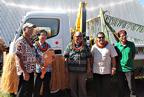 Hon. Minister of Natural Resources and Commerce Dennis Momotaro, His Excellency Ambassador Hideyuki Mitsuoka, WAM Director Alson Kelen, Hon. President of Mayors Association Ota Kisino, Commissioner of Public School System Kanchi Hosia. Photo: Sealend Laiden